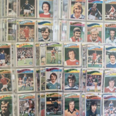 Topps 1978 Complete Set Of Football Cards: All 396 orange back cards in excellent condition. Unmarked checklists.