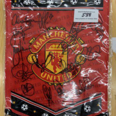 2002 Manchester United Signed Football Pennant: 15 autographs to include Ferguson Beckham Giggs Scholes Barthez Veron Keane and other big names. COA from the Westminster collection. Hand written signature map included.