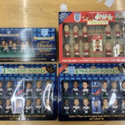 England Corinthian Football Figure Box Sets: Includes 1966 World Cup team plus 2 different mid 90s sets of 12 one having a boxed display stand. 36 figures.