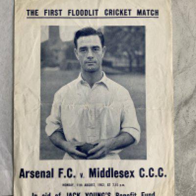 1952 Arsenal v Middlesex Cricket Programme: 4 page programme played at Highbury for Jack Youngs Benefit. Compton brothers playing on opposite teams with the Bedser brothers umpiring. Folding and creased but no writing.