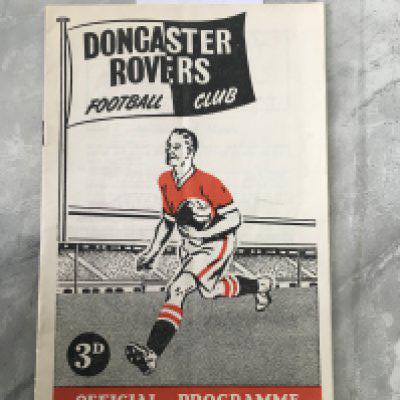 60/61 Doncaster Rovers v Chelsea League Cup Football Programme: Very good condition from the inaugural season with no team changes.