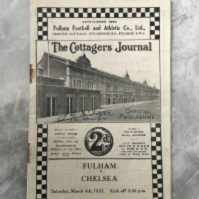 32/33 Fulham v Chelsea Friendly Football Programme: Dated 4 3 1933 with very rusty staples but no team changes.