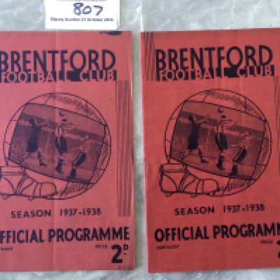 Brentford 37/38:Home Football Programmes: Grimsby and Leicester both very good with no team changes. (2)