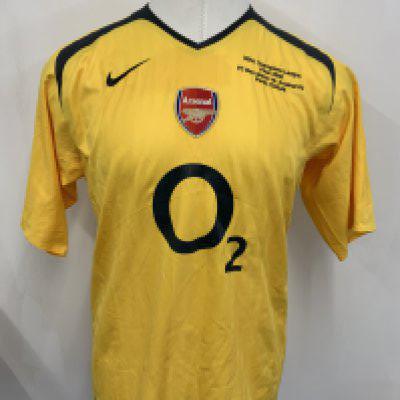 Kolo Toure Arsenal 2006 Champions League Final Match Worn Football Shirt: Yellow short sleeve 02 shirt worn in the Chanpions League final v Barcelona in Paris. Champions League ball sleeve patches. Number 28 Toure to rear.