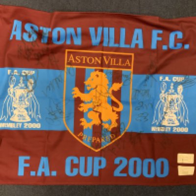 Aston Villa 2000 FA Cup Final Signed Football Flag: Dedication lots of love from Paul (Merson). A further undedicated 13 autographs to include Ehiogu and Southgate. Former property of Paul Merson. Measures 29 x 22 inches.