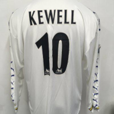 Leeds United 1998 - 2000 Kewell Match Worn Football Shirt: Long sleeve Puma Packard Bell white shirt with Kewell number 10 to rear. Swapped with Paul Merson.