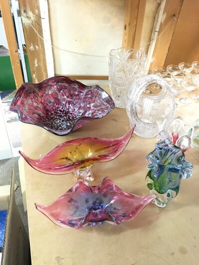 A Collection of modern glass Murano glass and cut glass (7)- NO RESERVE
