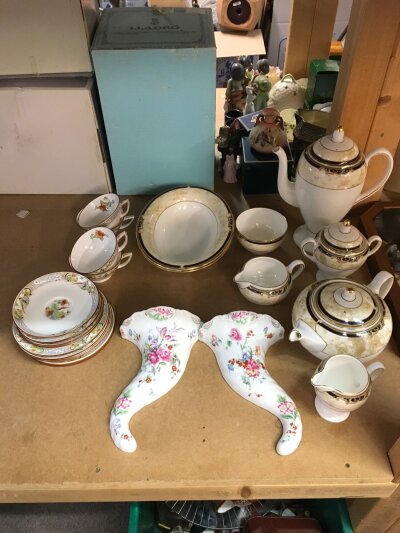 A part Wedgwood service, Minton set and flowers