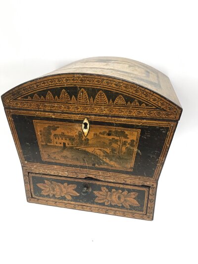 A quality Regency pen work sycamore box. 21cm tall 24cm wide 20cm long