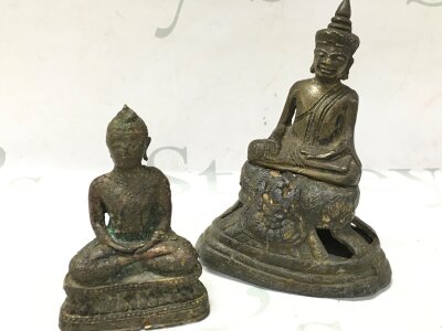 Two antique Chinese, Tibetan Bronze Buddhas. 14.5cm and 9.5cm