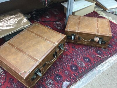 Two modern leather cases. Dimensions 47x34x20 & 42x28x16cm