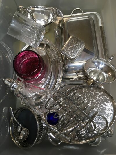 A collection of silver plated items including trays and a silver hallmarked cigarette case,  silver propelling pen, some glass. No reserve