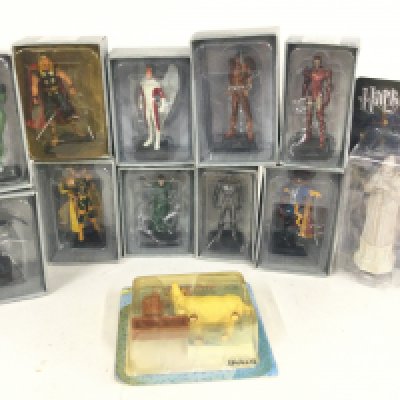 A Small Collection of Eagle Moss The Marvel Collection etc. no reserve.