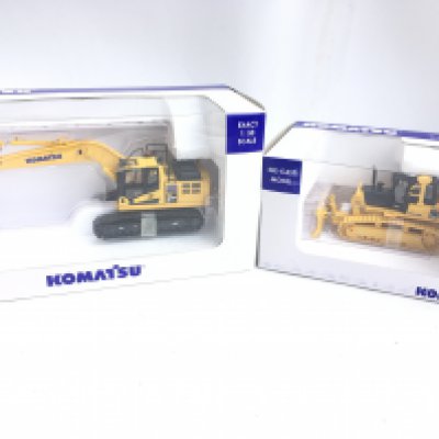 2 x Boxed Diecast Komatsu Universal Hobbies construction Vehicles. 1:50 Scale.