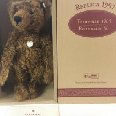 WITHDRAWN - A Boxed Steiff teddy Bear. red Brown 1905 Replica 1997.