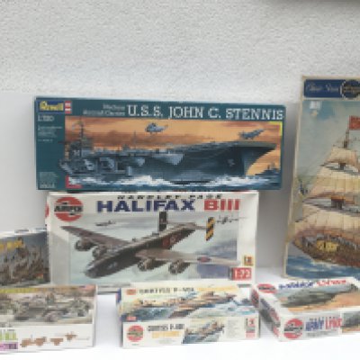 A collection of Airfix and Revell and other model kits. All appear unstarted although opened may be incomplete.
