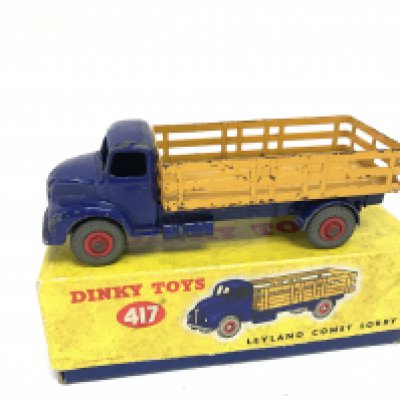 A Boxed Dinky Toys Leyland Comet Lorry. #417.