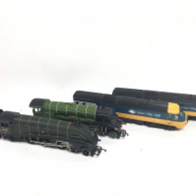 A Collection of 00 Gauge Locos. Carriages and Wagons.
