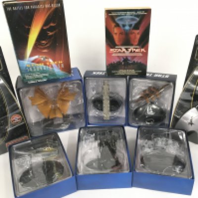 A Collection of Eaglemoss Star Trek Vehicle. 2 X Star Trek Figures and 2 X Books.