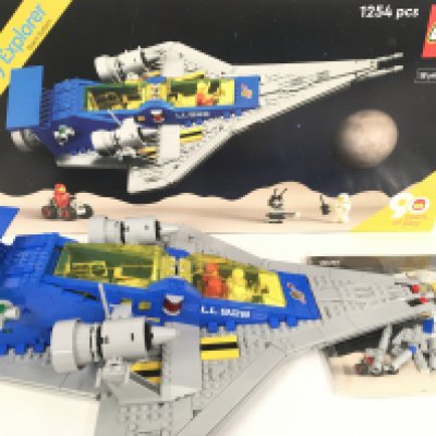A Lego Galaxy Explorer #10497. With Box and Instructions.
