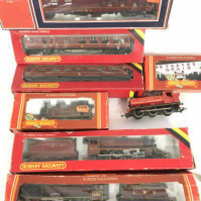A Collection of Boxed And Loose 00 Gauge. Including Locos. Coaches. Wagons etc.