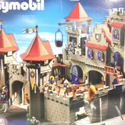 A Collection of Boxed Playmobil including Knights Empire Castle #3268 (4).