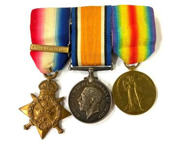 WW1 Medal group awarded to PTE H CAMP, K.O SCO BORD: (Kings own Scottish Borderers), machine gun corps, 1914 Star with 5th Aug-22nd Nov 1914 bar, 1914-18 War medal, Great War medal. Plus S.O BOOK with notations.