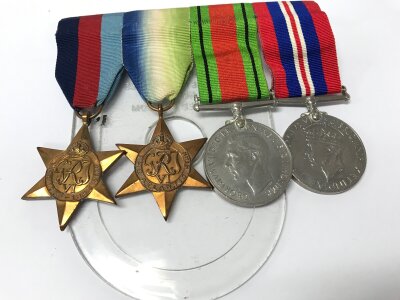 A collection of first and Second World War medals including an Arctic campaign medal.