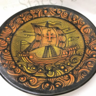 A poole charger Aegean by Diana Davis. This lot cannot be posted