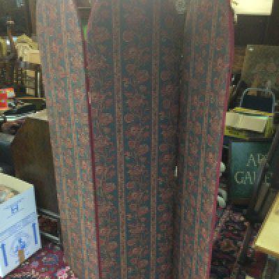 A folding screen upholstered with floral tapestry, approx height 184cm. Shipping category D.- NO RESERVE