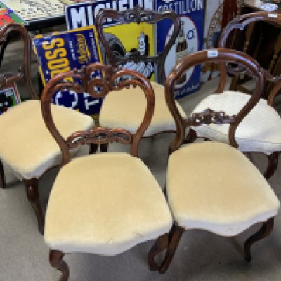 5 Victorian Upholstered dining chairs. (D)