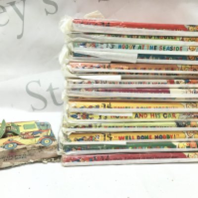 A collection of vintage Noddy books including Noddy goes to Toyland and strip books. Postage category B