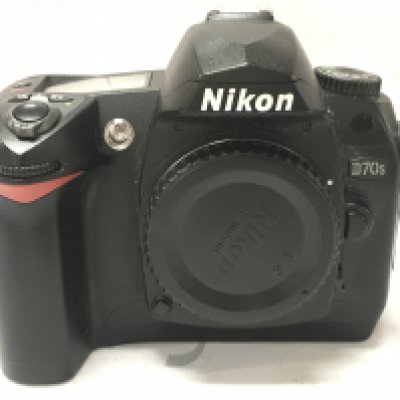 A Nikon D70 S Camera in fully working order, charged battery included. Postage category B
