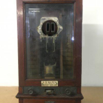 A Victorian W.H .Ells Safechek sovereign change machine. This lot cannot be posted