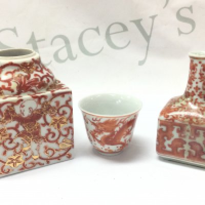 Chinese iron red porcelain vases , 5 & 10cm tall. (Chip on rim of square shaped vase) this lot cannot be posted
