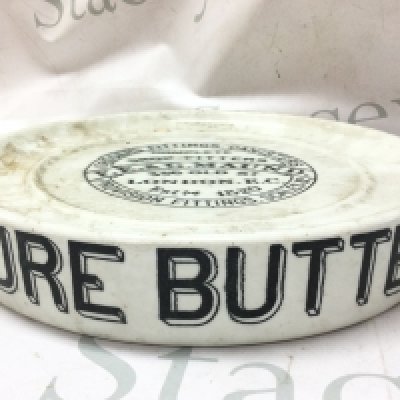 Pure butter ceramic slab by F.E & G. Maund . This lot cannot be posted