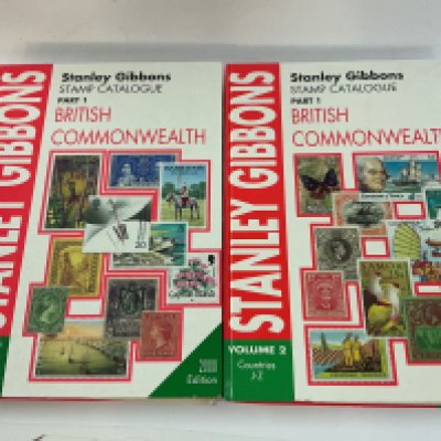 A collection of Stanley Gibbons reference books including books on Great Britain, The British Commonwealth, Australia, New Zealand and the Channel Islands&#2013266057&#2013265947_