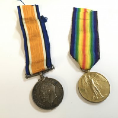 WW1 medal group presented to WR-314068 SPR.G.PORTER.R.E victory and war medal . No reserve Postage category A