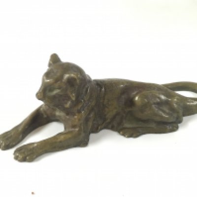 A vintage bronze Tiffany studios lion paper weight.