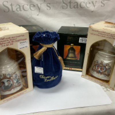 5 bottles of Whiskey. Bell&#2013266057۪s Royal Wedding 1986 Commemorative 75cl. (1). Bell&#2013266057۪s Christmas 1994 (2). Bell&#2013266057۪s Christmas 1993 (3). Bell&#2013266057۪s Royal Wedding Commemorative 1981 75cl (4). Chivas Brothers Royal Salute Whiskey 70cl (5)
