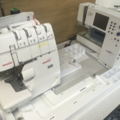 Sewing devices collection and other including a Bernina 1150MDA , Bernina artista 170 quilters platinum edition , brother Scan cut DX SDX1200, Big shot foldaway sizzix, Cutterpillar and a collection of yarn . This lot cannot be posted