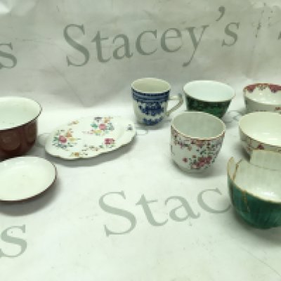 A Collection of Chinese bowls and teacups . Some damage. This lot cannot be posted