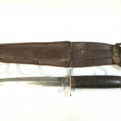 A WW2 Period British Fighting Knife by William Rodgers Sheffield, blade 15cm total knife length 26cm