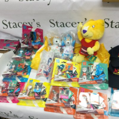 A collection of various memorabilia from 2002 commonwealth games and also 2012 London olympics. Postage C. NO RESERVE