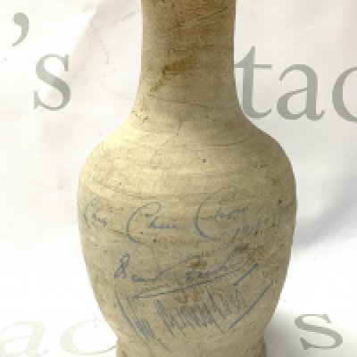 An unusual earthenware pot, A Souvenir turned on stage during a performance of the musical &#2013266067Chu Chin Chow&#2013266068 between 1916-21 and signed by Oscar Asche and Lily Barton.NO RESERVE