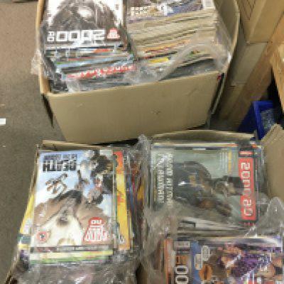 A large collection of 2000 AD comics including modern and older issues