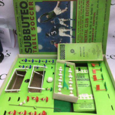 A vintage Subbuteo table soccer game and a boxed Tomy Super Cup football game (2).