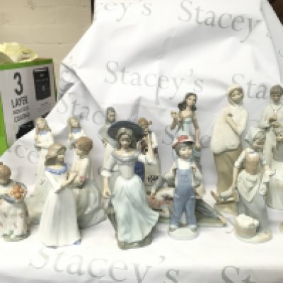 A Collection of Spanish porcelain figures including Lladro, Nao, Porvin, Engra etc