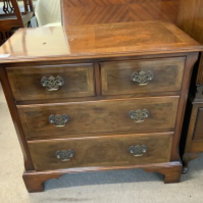 A small reproduction 4 drawer chest. 80cm x 45cm x 60cm