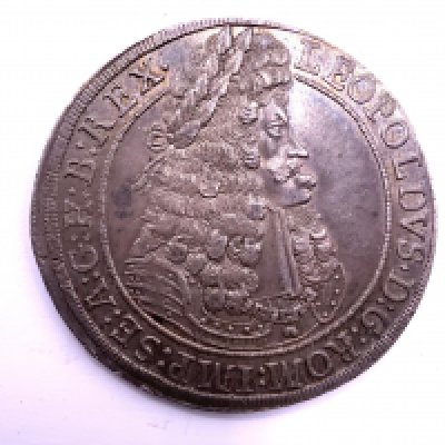 Austrian Empire , Archduke Leopold I (1657-1705), 1 Thaler, Silver (.875) 29.02g, 41mm.